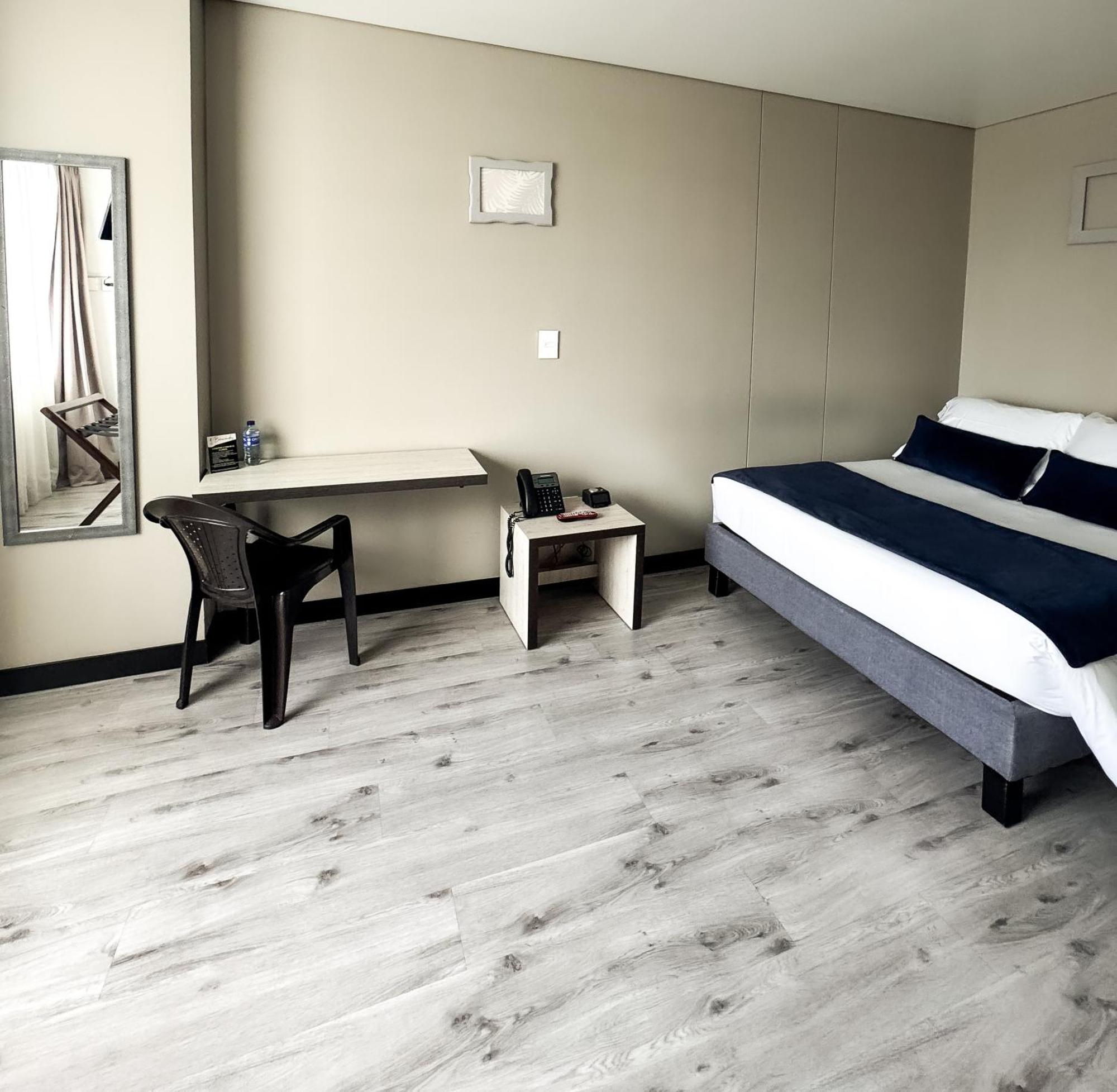 Hotel Wlh Silver Corferias Богота Экстерьер фото